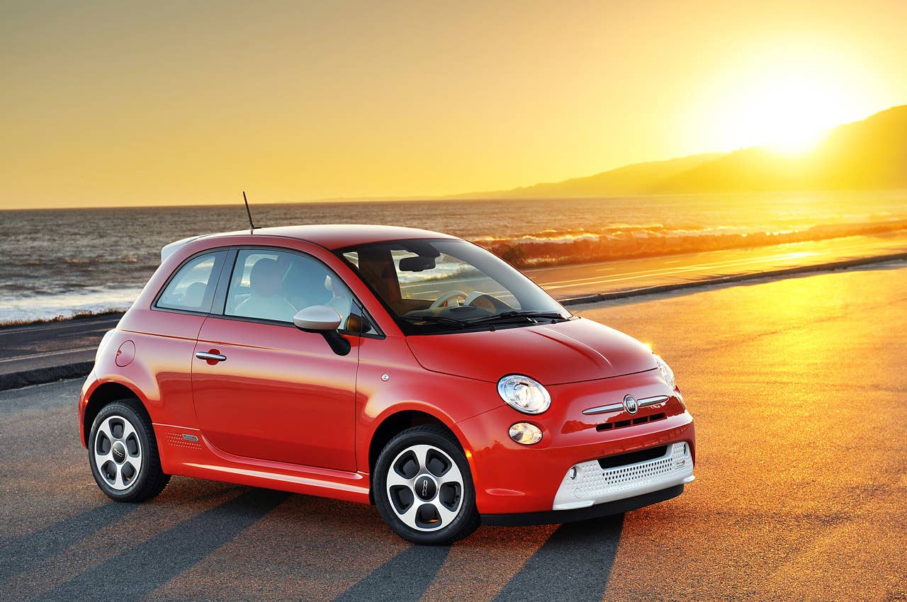 2013 Fiat 500e Copyright 2013 Drew Phillips / AOL