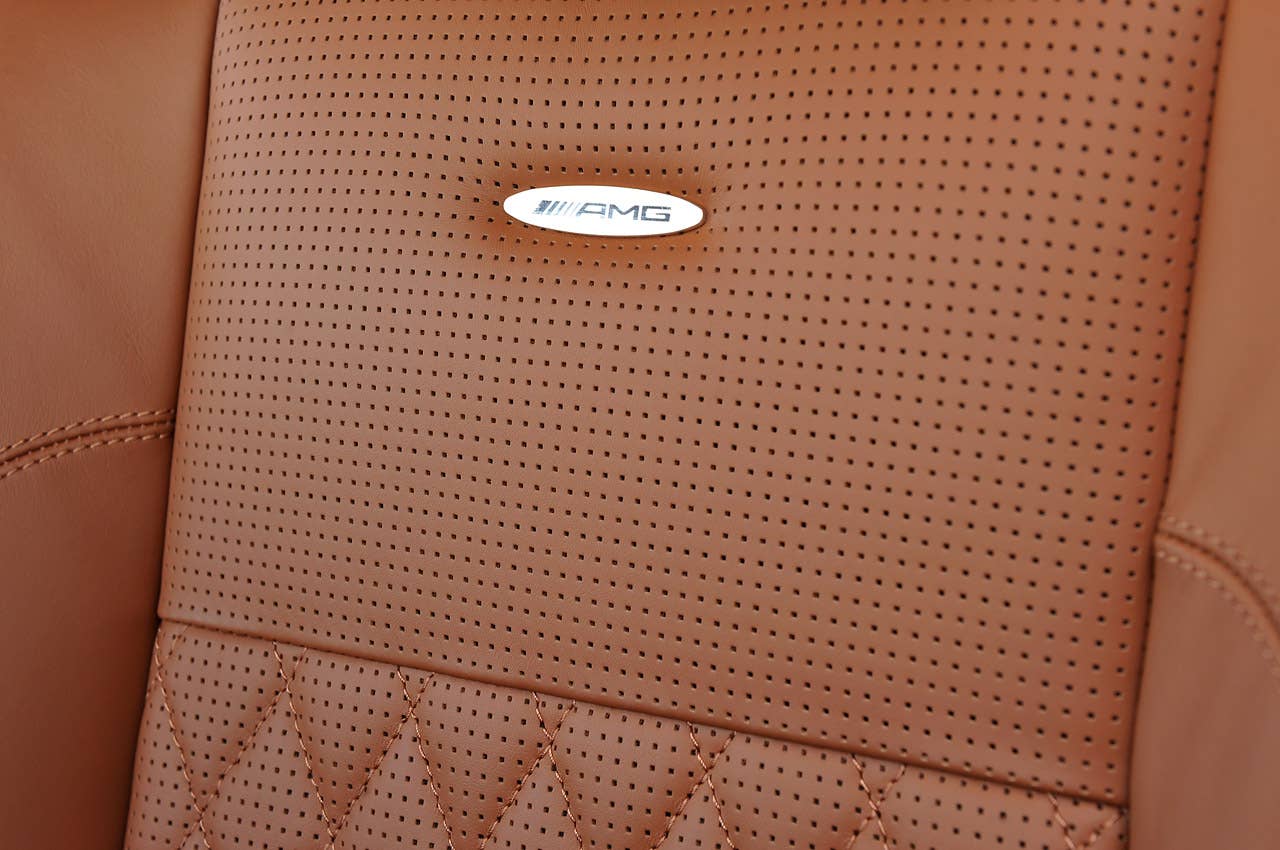 2013 Mercedes-Benz S65 AMG seat detail