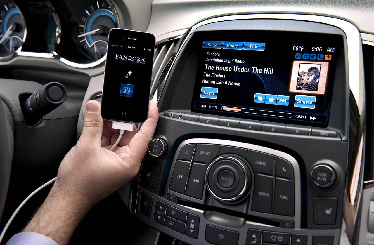 Intellilink Chevy Chevrolet MyLink comes to Buick, GMC in IntelliLink form - Autoblog