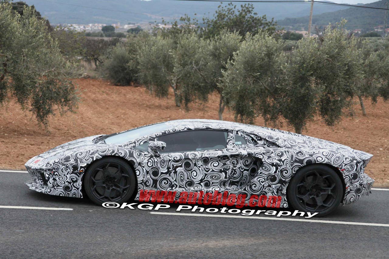 Spy Shots: Lamborghini Murcielago Replacement