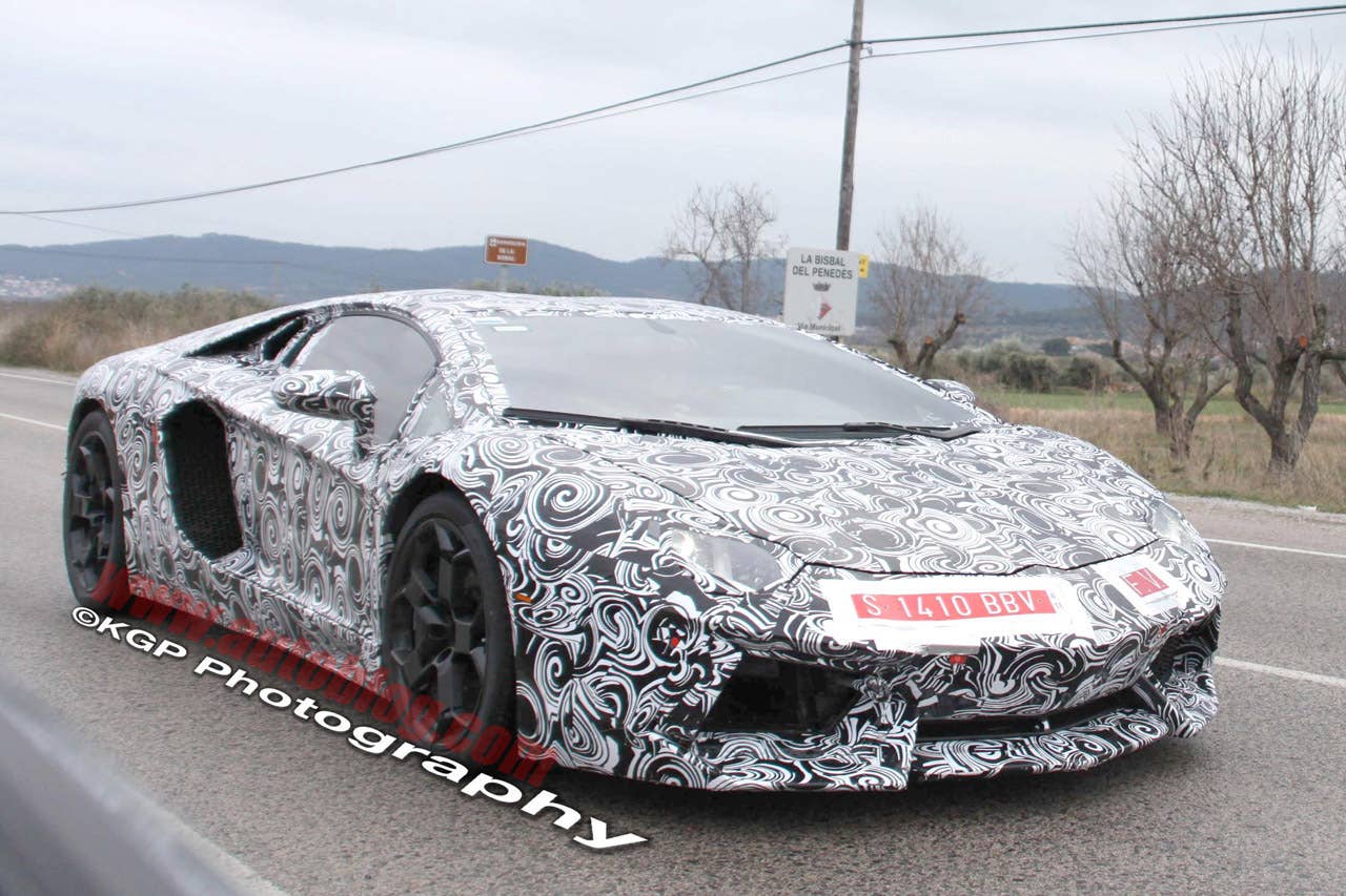 Spy Shots: Lamborghini Murcielago Replacement