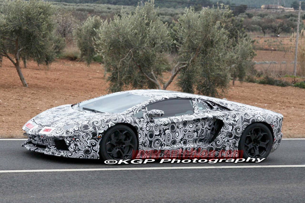 Spy Shots: Lamborghini Murcielago Replacement