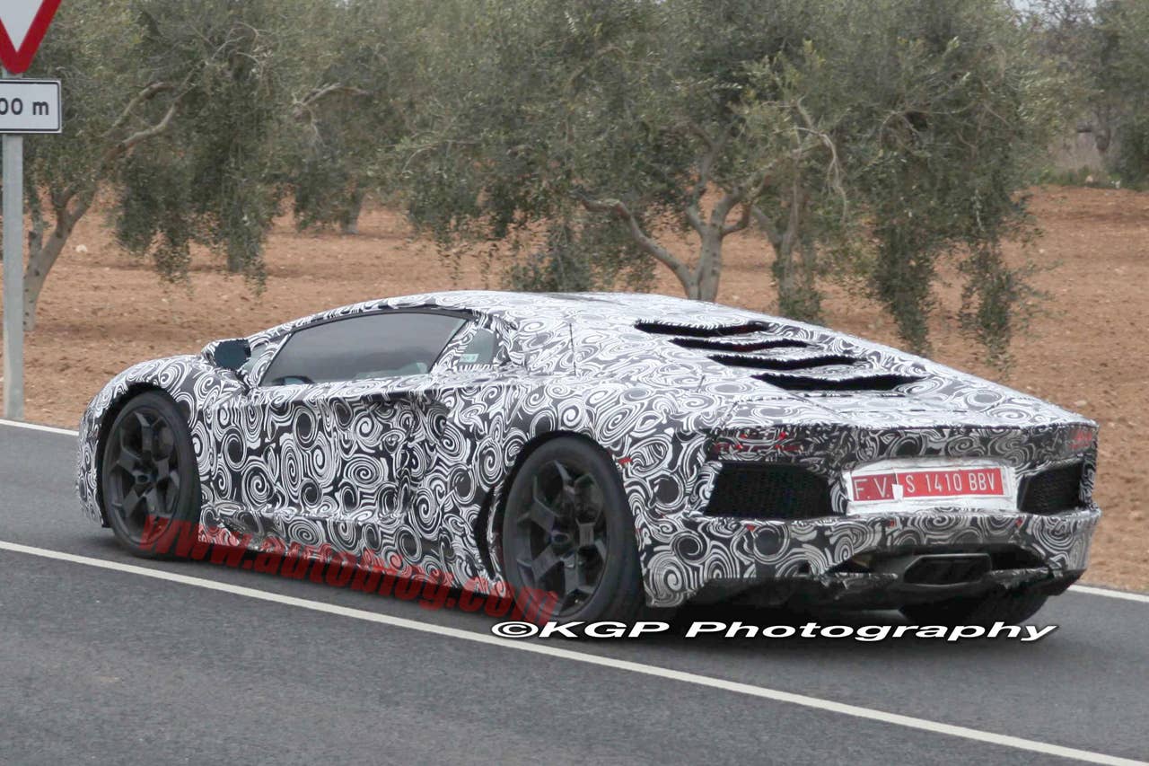 Spy Shots: Lamborghini Murcielago Replacement