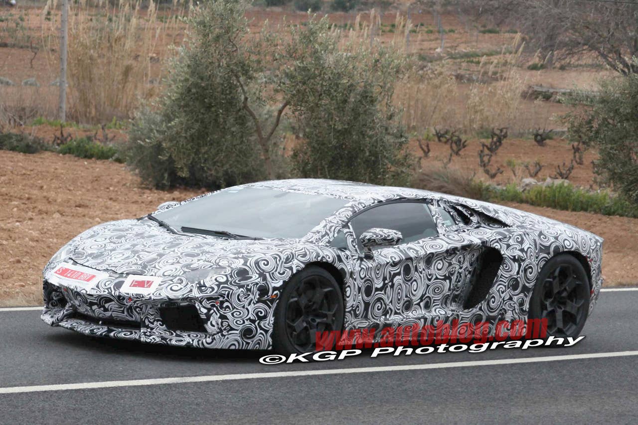 Spy Shots: Lamborghini Murcielago Replacement