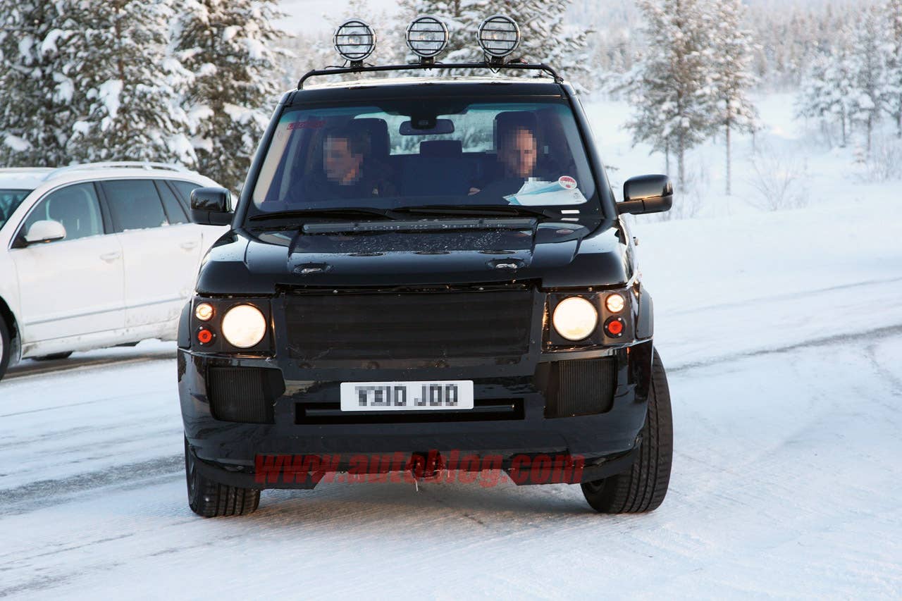 Spy Shots: Land Rover Range Rover