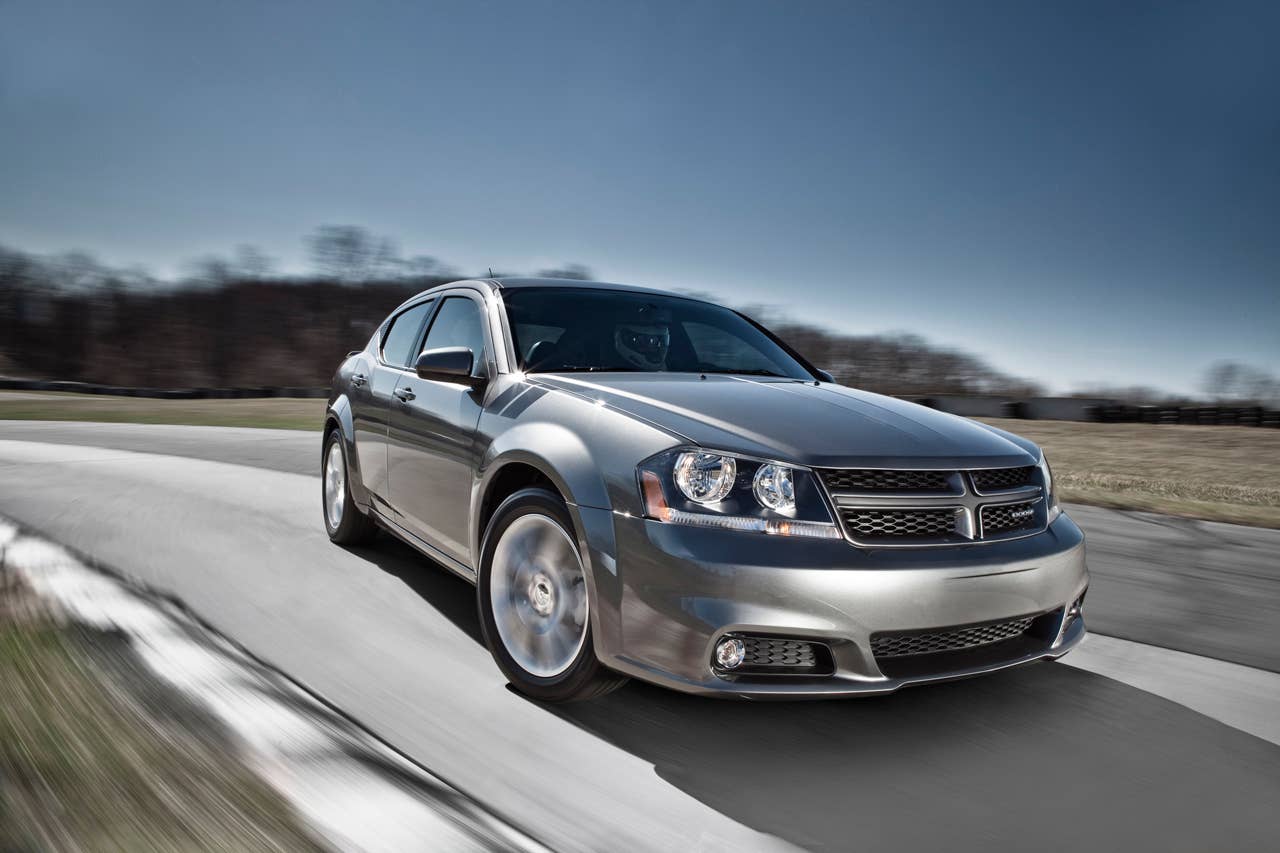 2012 Avenger R/T front 3/4