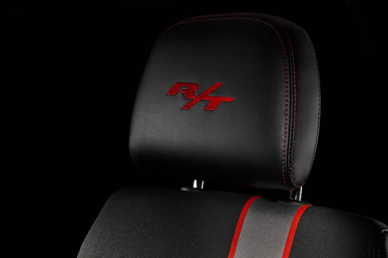 2012 Avenger R/T headrests