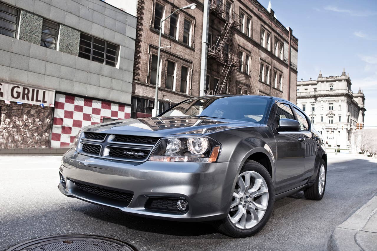 2012 Avenger R/T front 3/4