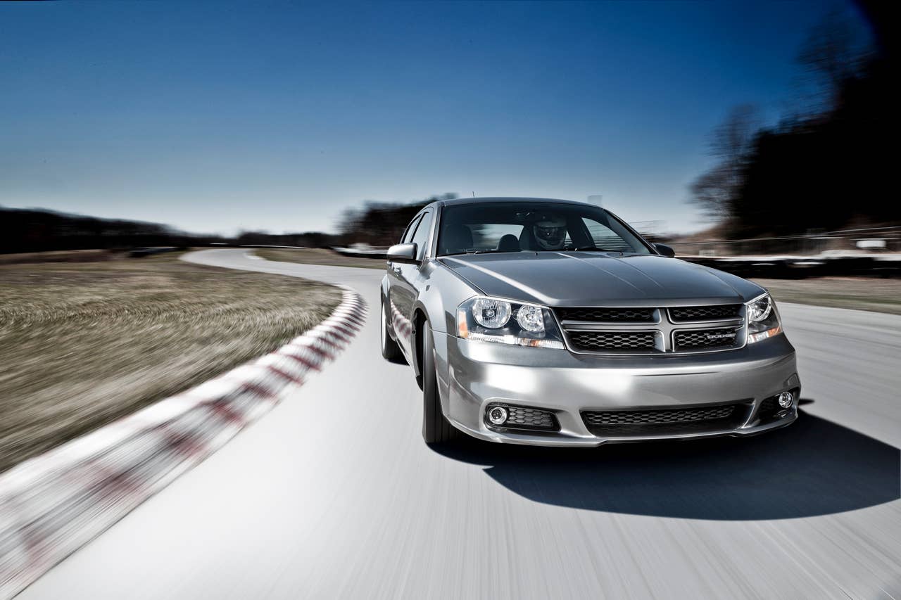 2012 Avenger R/T front 3/4