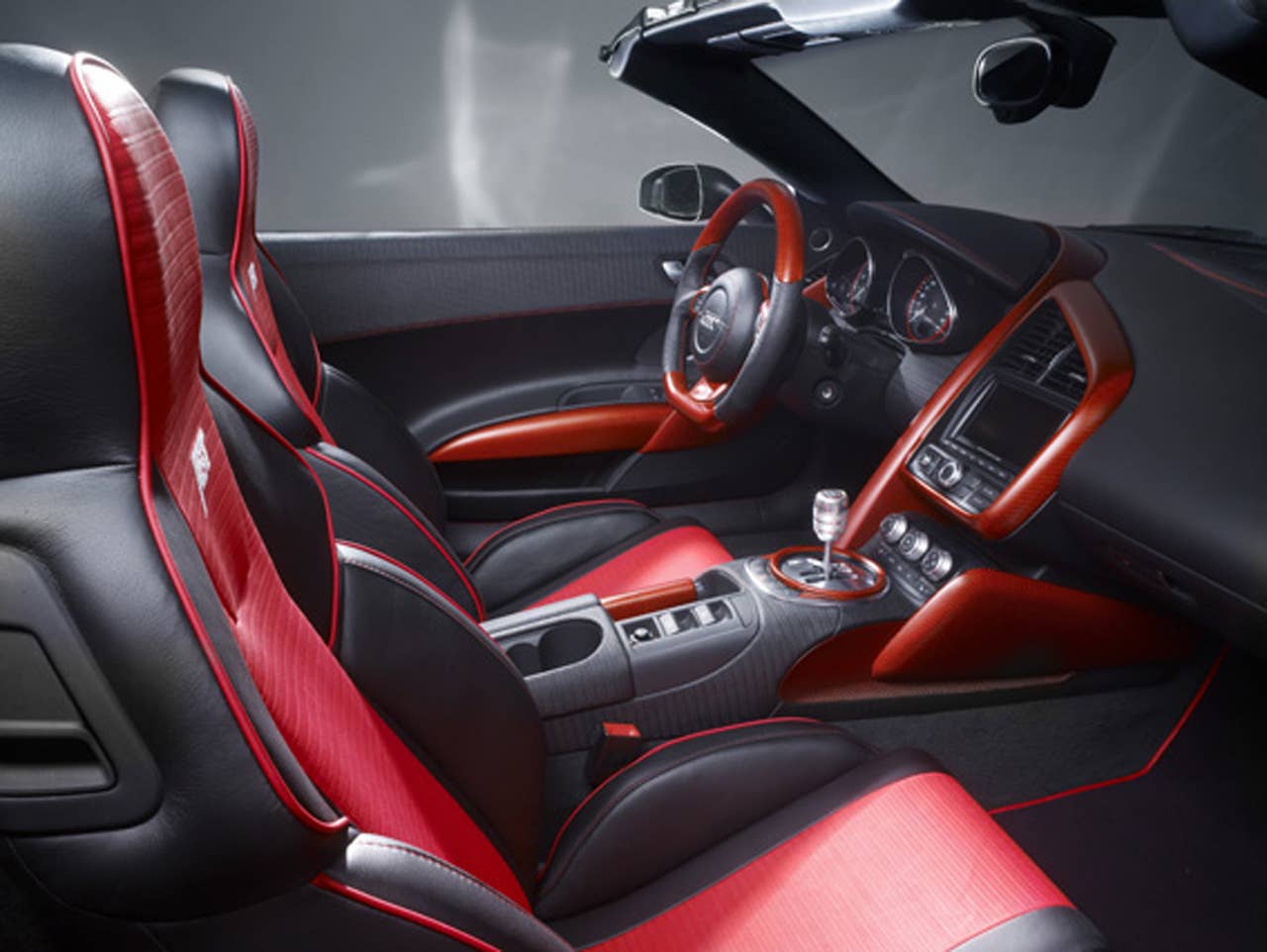 2011 ABT Audi R8 GTS interior