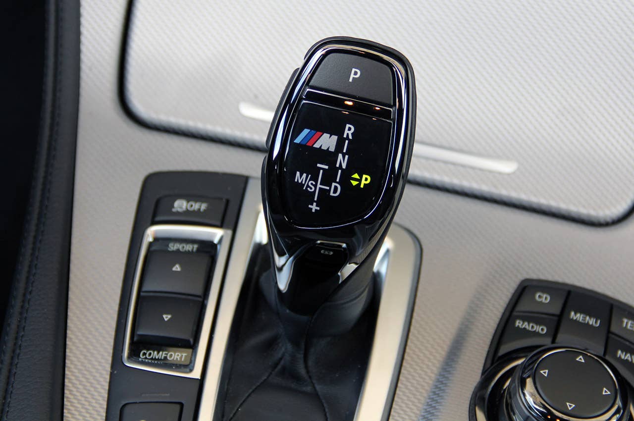 2012 BMW M550d xDrive shifter
