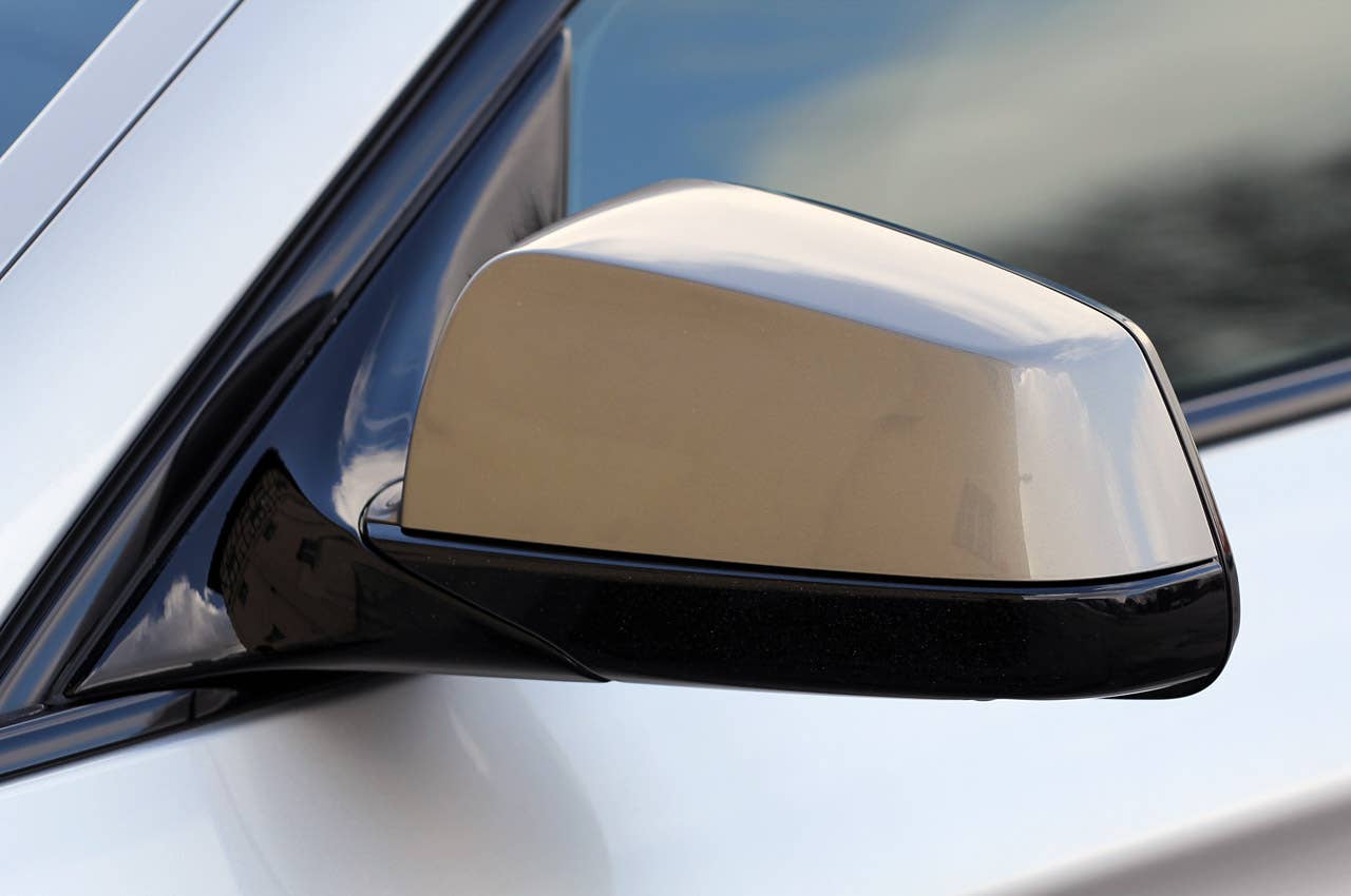 2012 BMW M550d xDrive side mirror