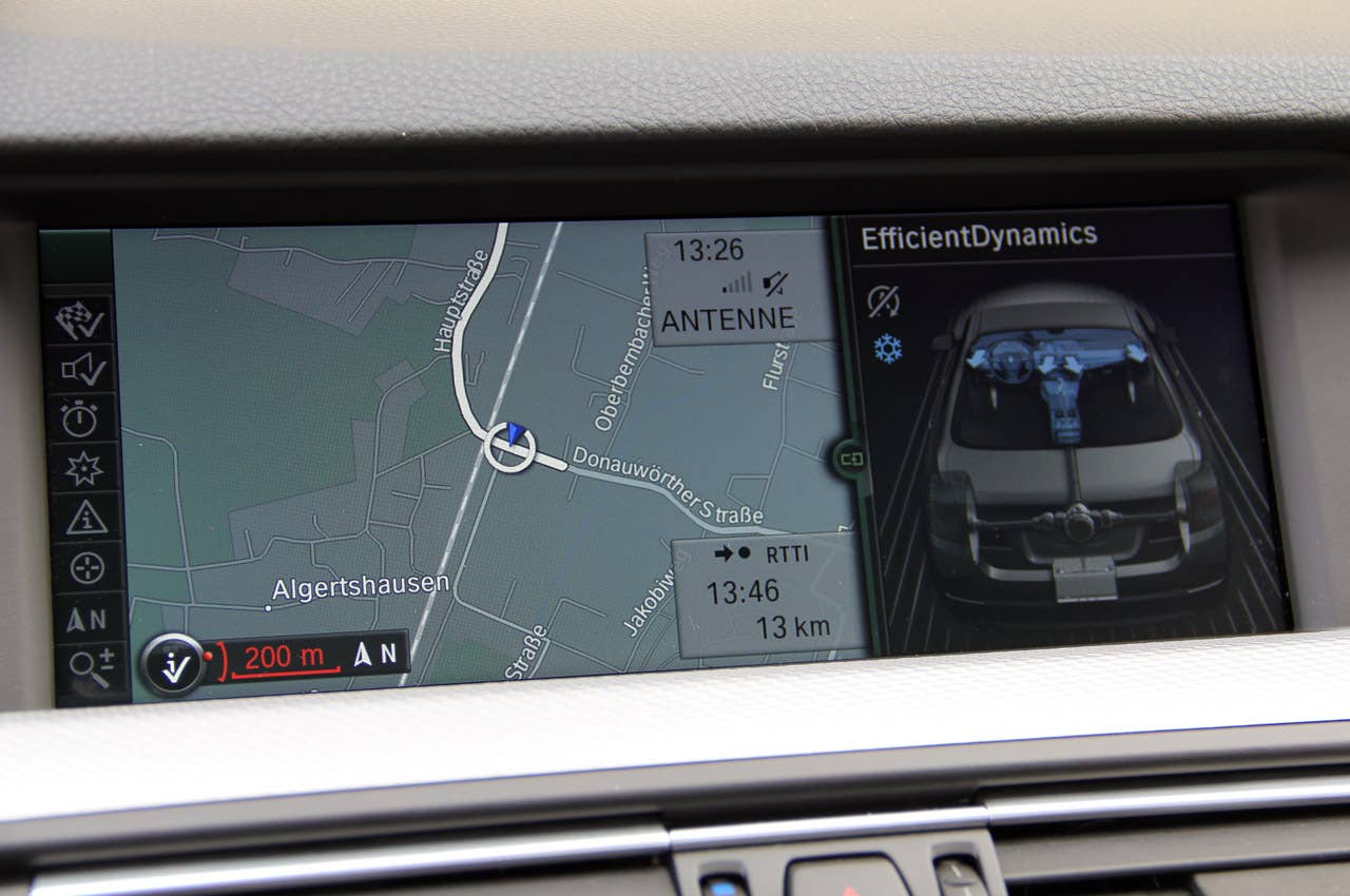 2012 BMW M550d xDrive navigation system