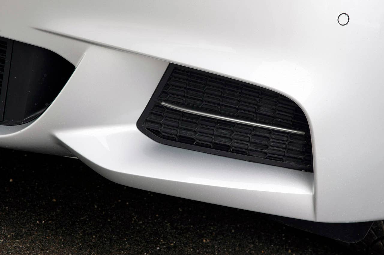 2012 BMW M550d xDrive front fascia