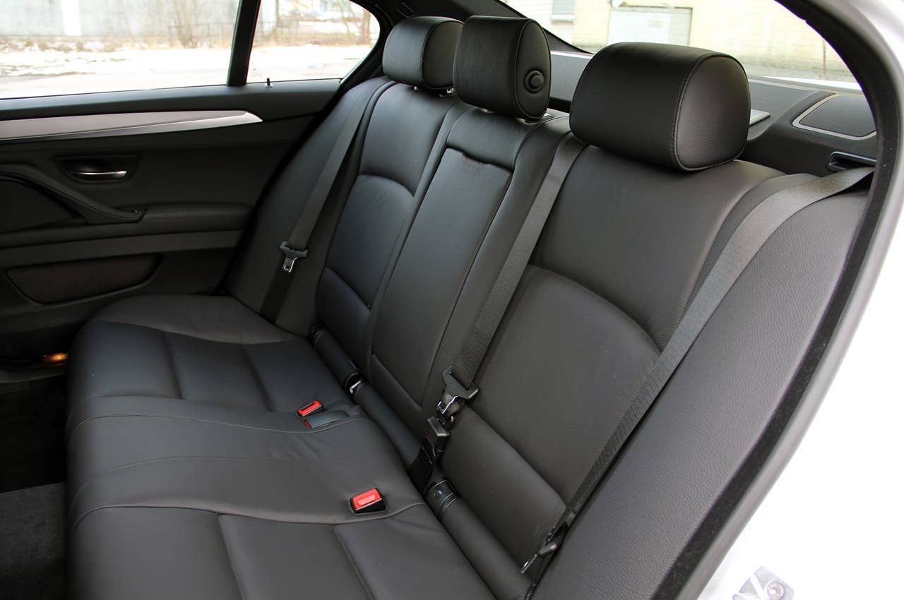 2012 BMW M550d xDrive rear seats