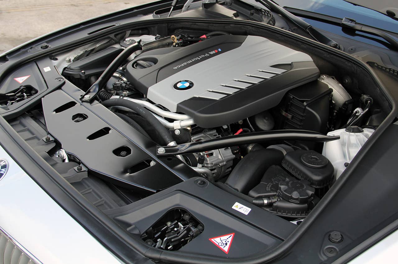 2012 BMW M550d xDrive engine