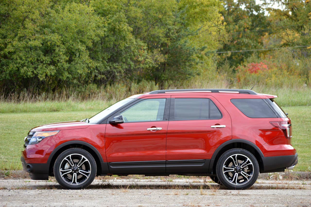 2013 Ford Explorer Sport profile