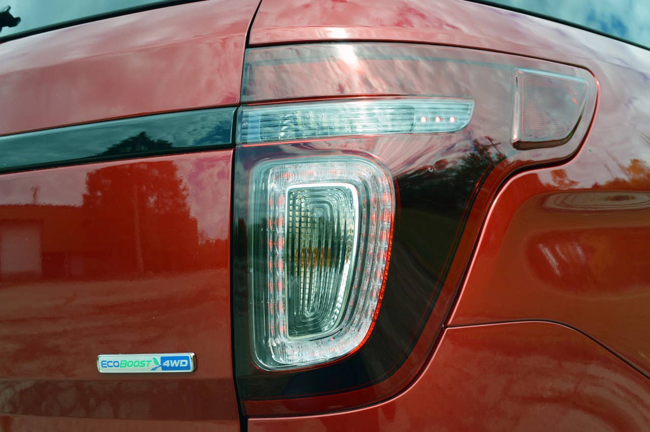 2013 Ford Explorer Sport taillamp