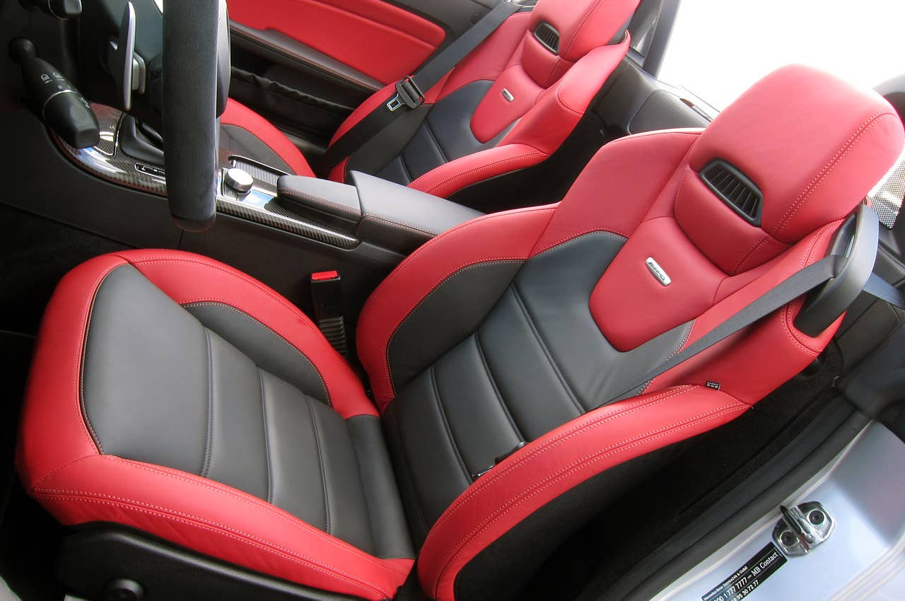 2012 Mercedes-Benz SLK55 AMG seats