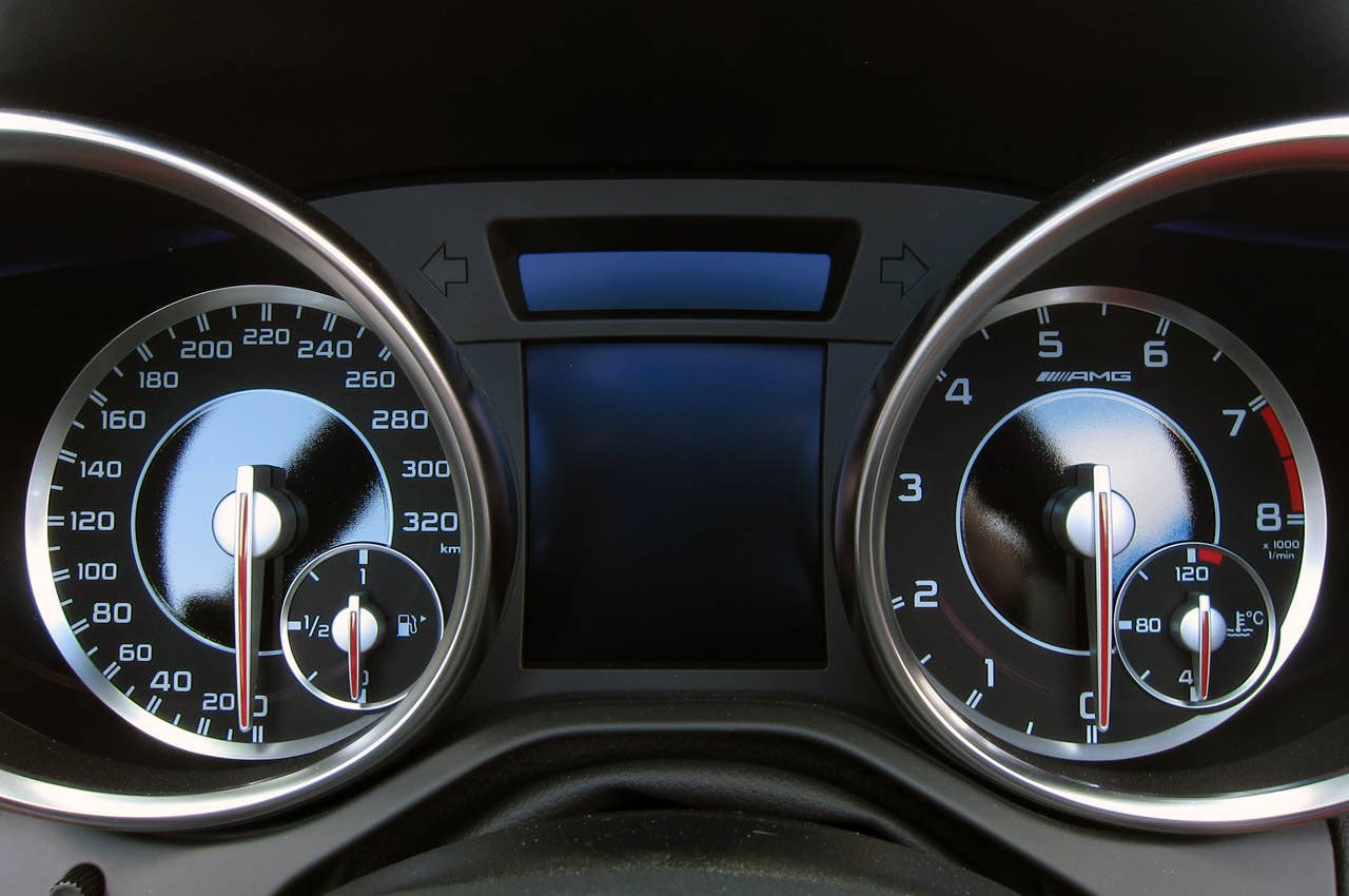 2012 Mercedes-Benz SLK55 AMG gauges