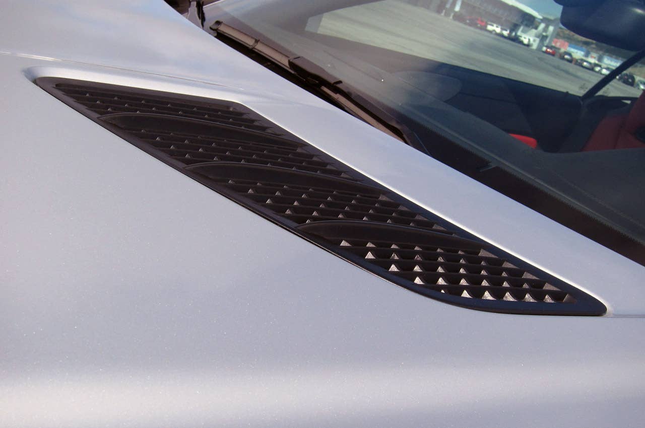2012 Mercedes-Benz SLK55 AMG hood vent