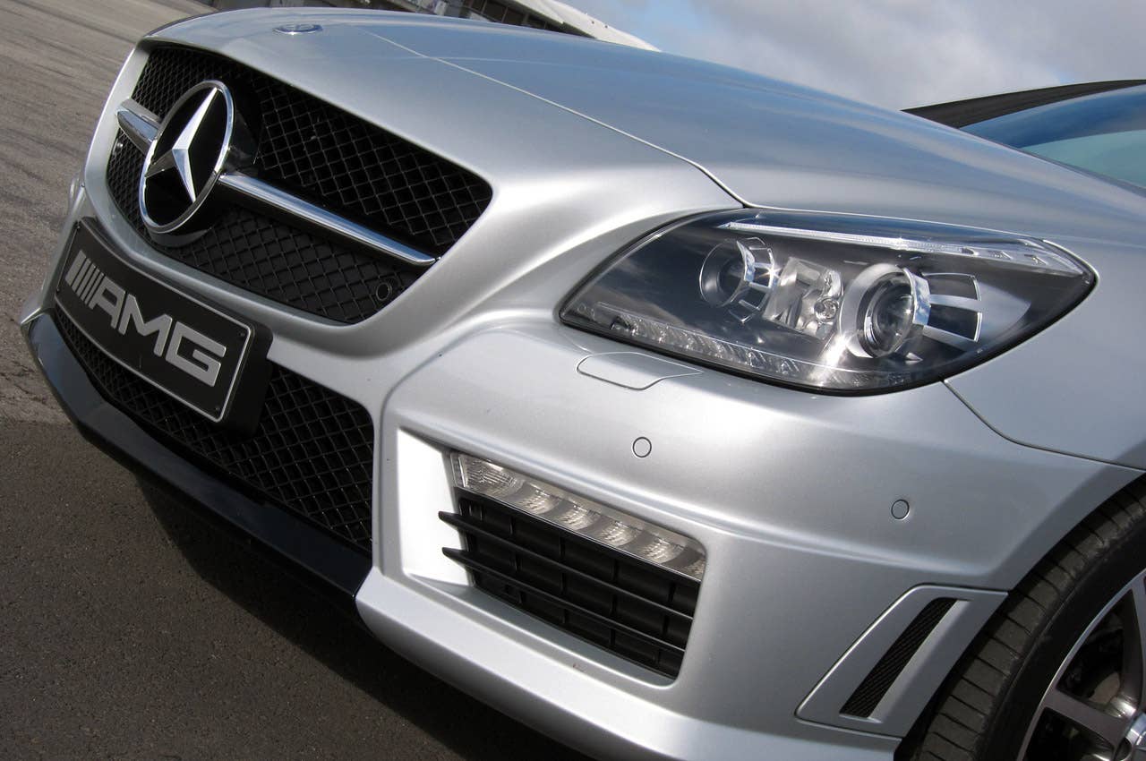 2012 Mercedes-Benz SLK55 AMG front detail