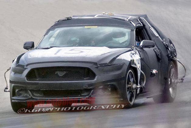 2015 Ford Mustang spy shots
