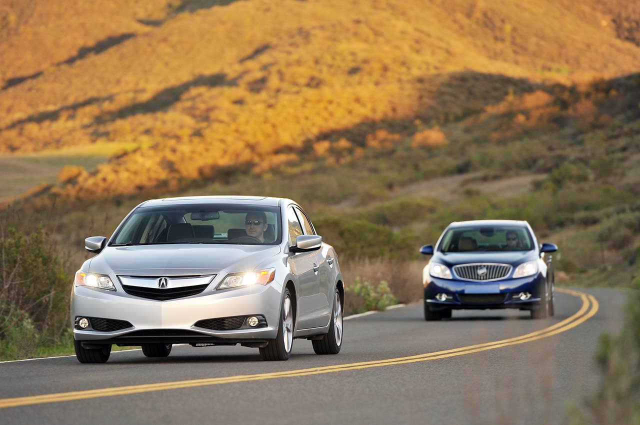 2013 Buick Verano Turbo vs. 2013 Acura ILX