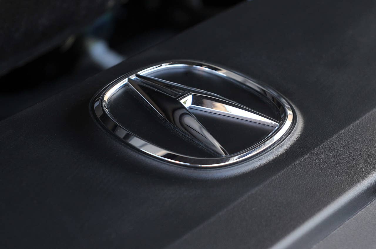 2013 Acura ILX engine detail
