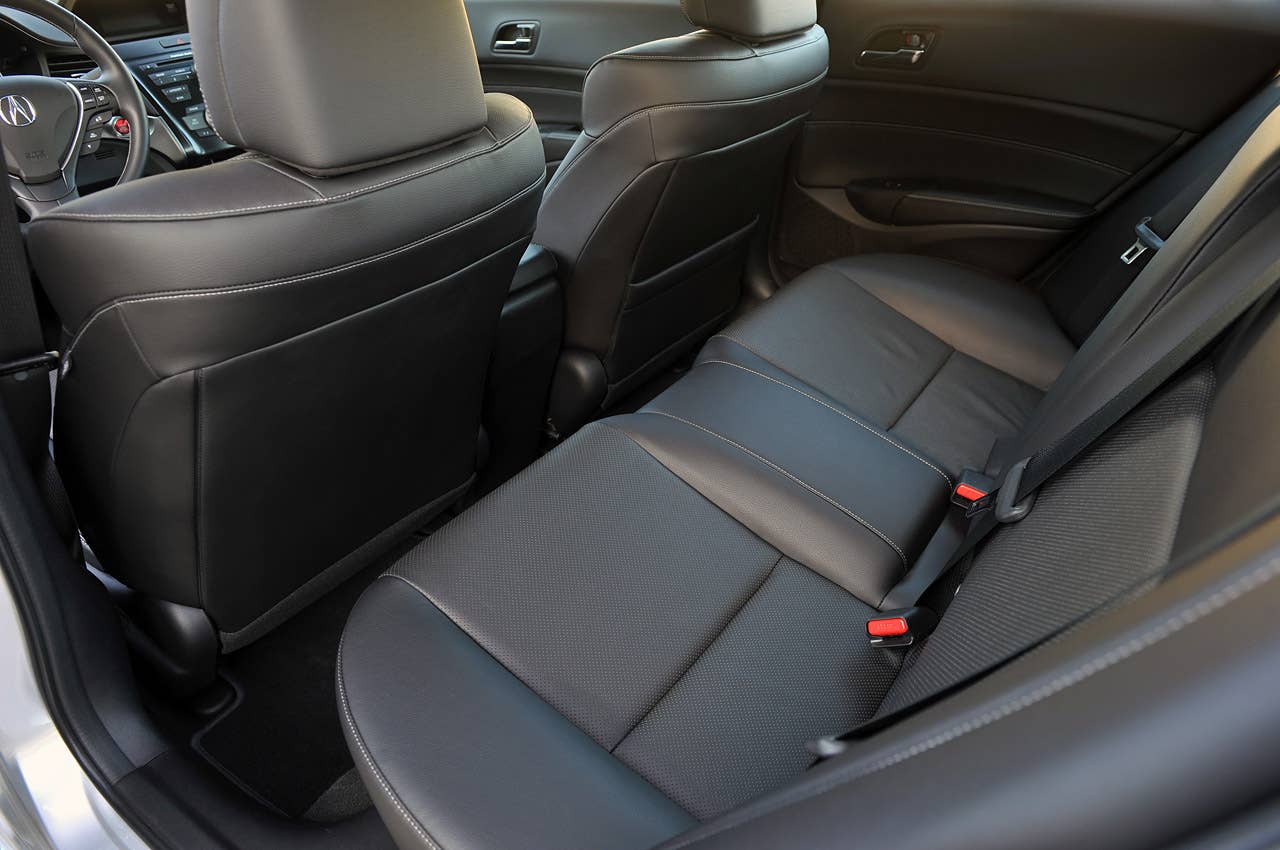 2013 Acura ILX rear seats