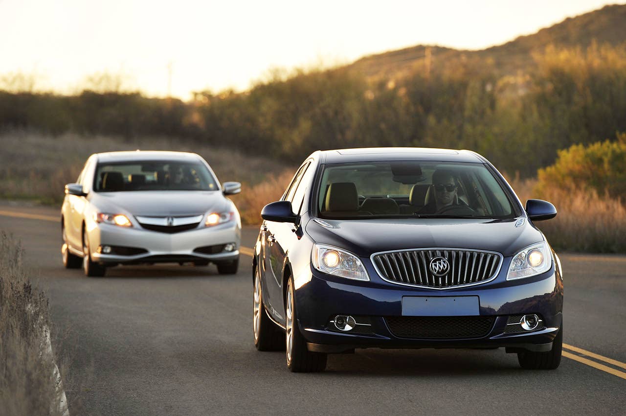 2013 Buick Verano Turbo vs. 2013 Acura ILX