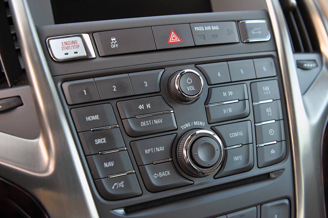 2013 Buick Verano Turbo instrument panel