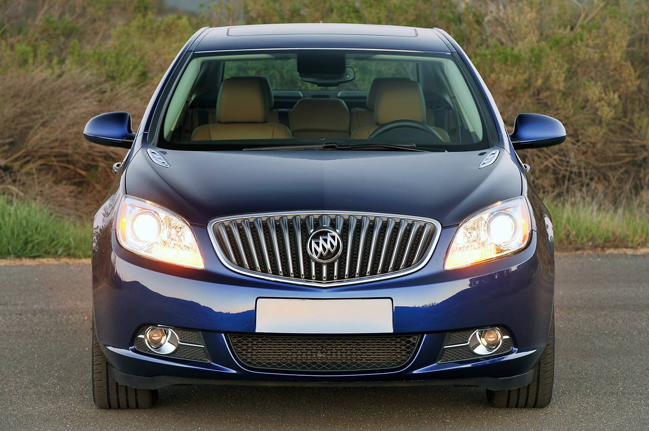 2013 Buick Verano Turbo front view