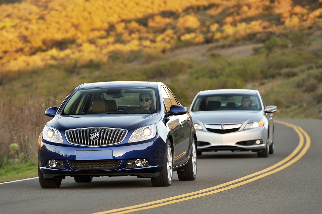 2013 Buick Verano Turbo vs. 2013 Acura ILX
