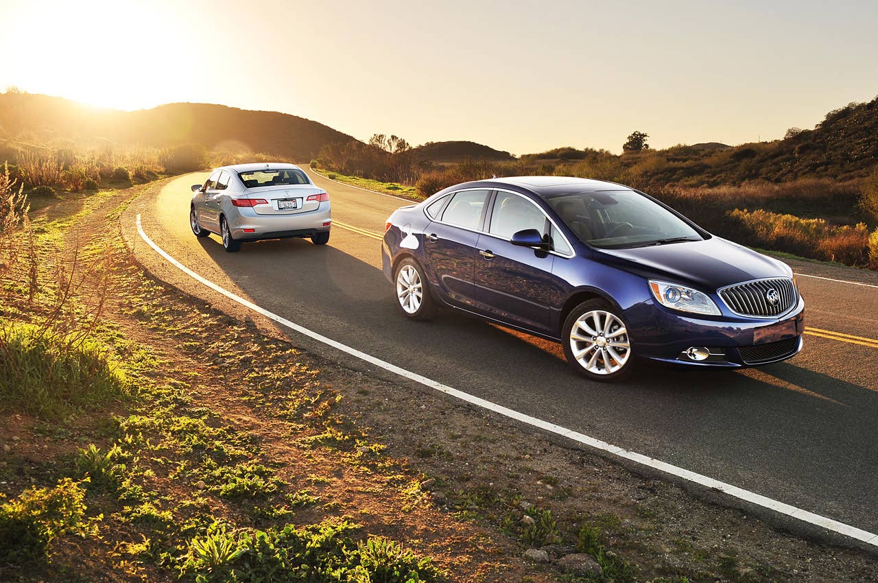 2013 Buick Verano Turbo vs. 2013 Acura ILX