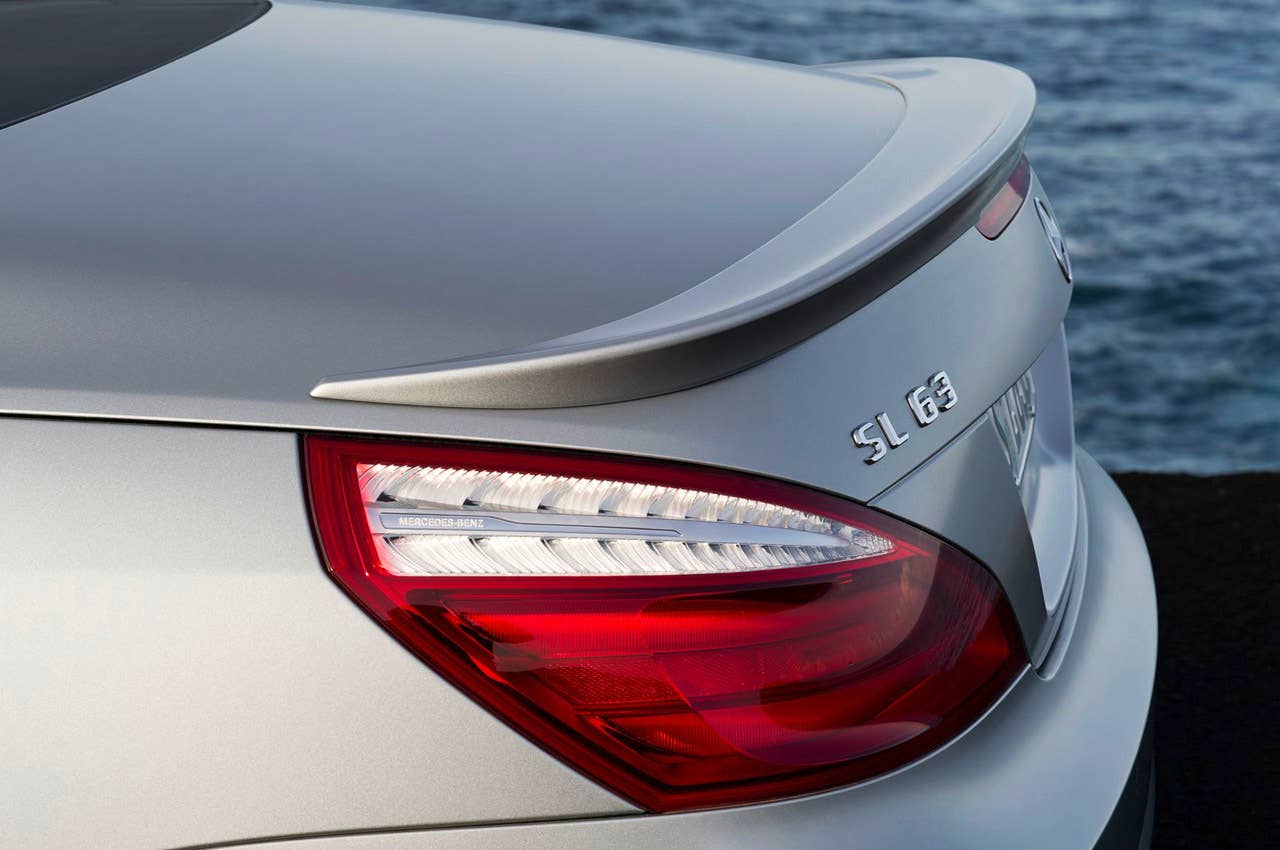 2013 Mercedes-Benz SL63 AMG rear spoiler