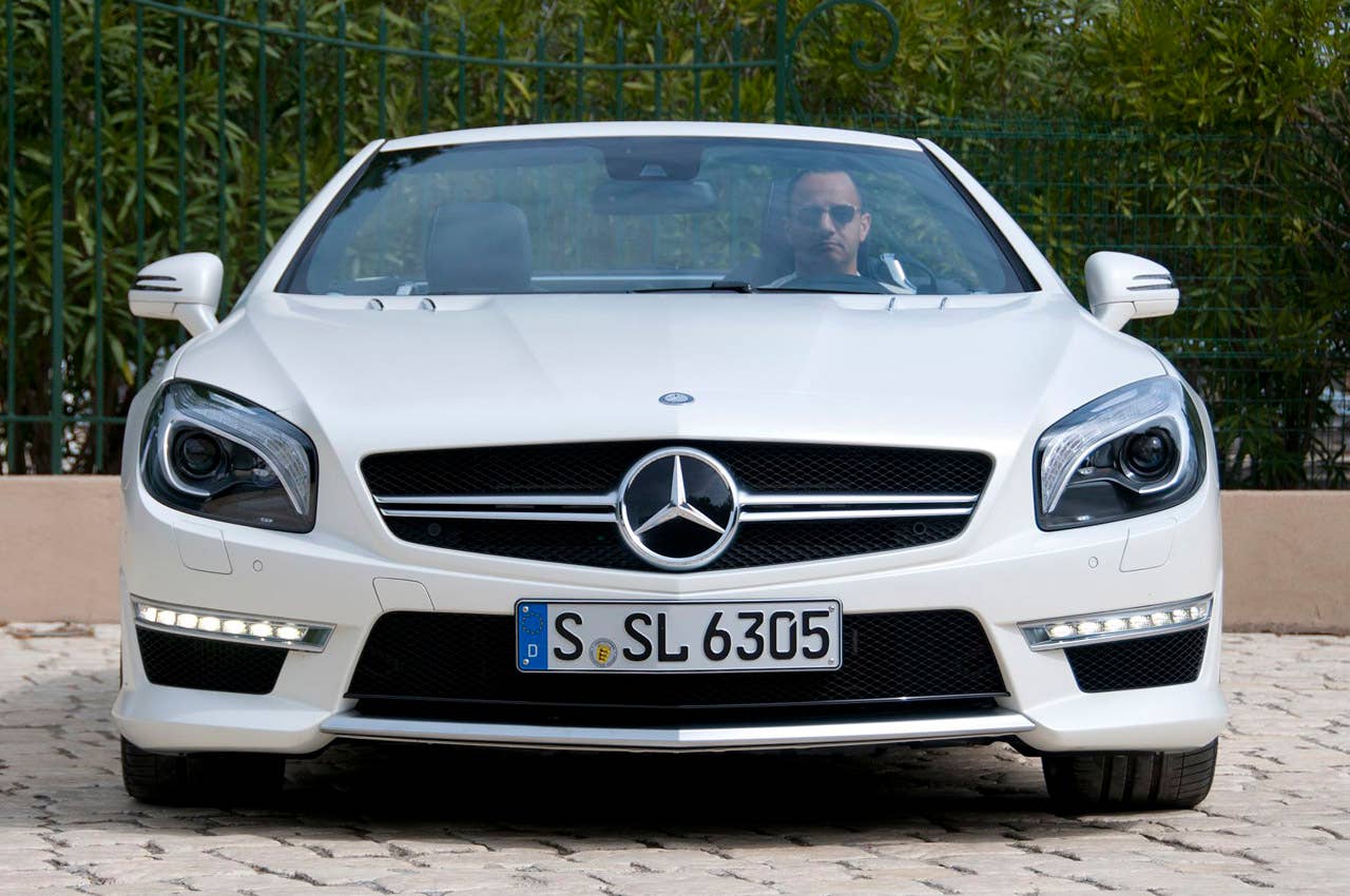 2013 Mercedes-Benz SL63 AMG front view