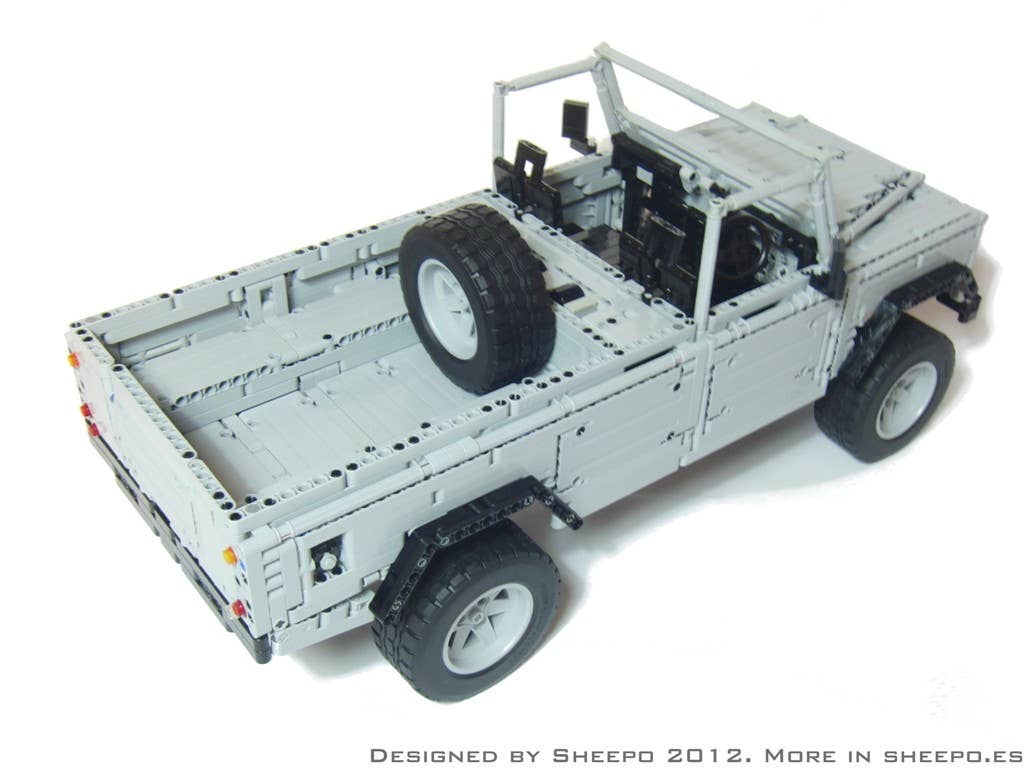 Lego Land Rover Defender 110 rear 3/4 from above