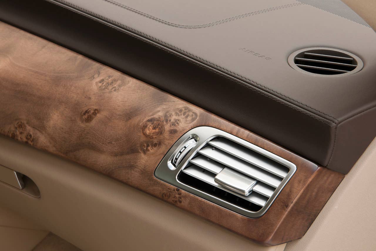 CLS 250 CDI Shooting Brake, Lack: designo magno kaschmierweiss, Innen: Leder Passion Exclusiv Mandelbeige (X 218) 2012