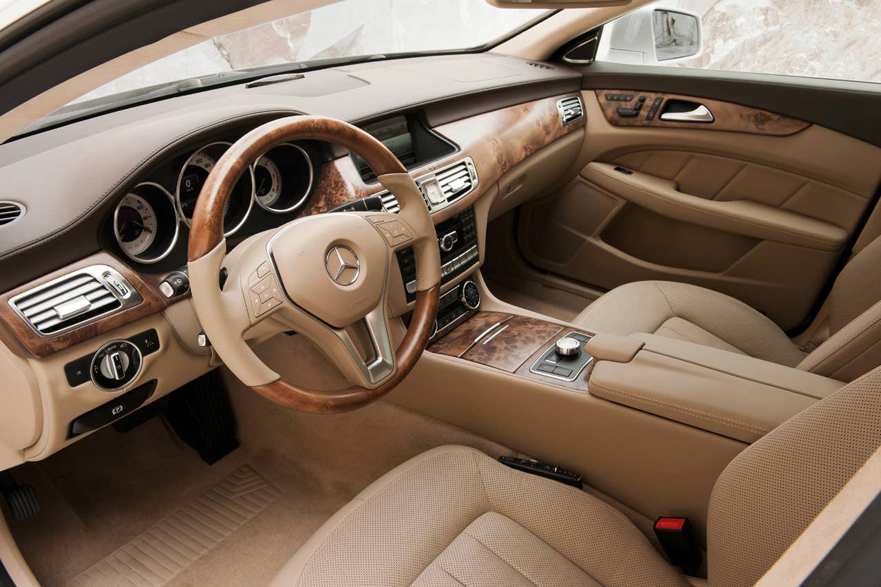 CLS 250 CDI Shooting Brake, Lack: designo magno kaschmierweiss, Innen: Leder Passion Exclusiv Mandelbeige (X 218) 2012