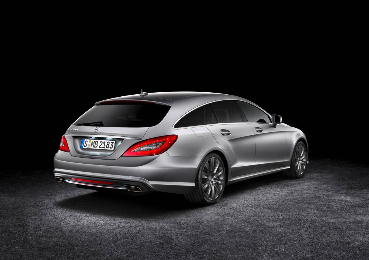 CLS 500 Shooting Brake, Lack: designo magno alanitgrau (X 218) 2012