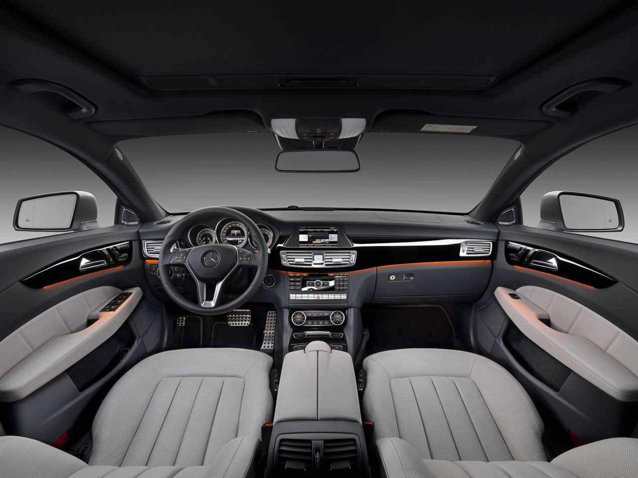 CLS 500 Shooting Brake, Lack: designo magno alanitgrau (X 218) 2012