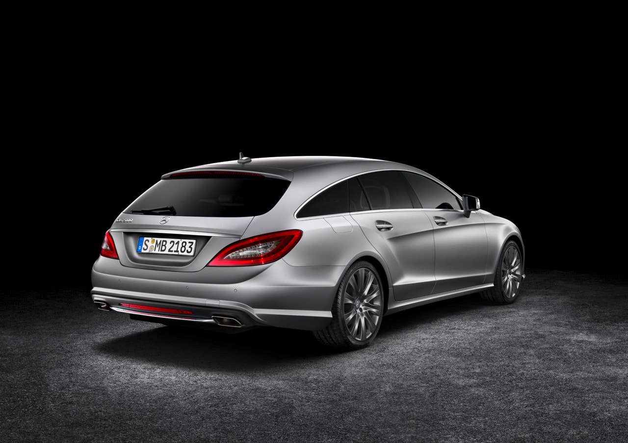 CLS 500 Shooting Brake, Lack: designo magno alanitgrau (X 218) 2012