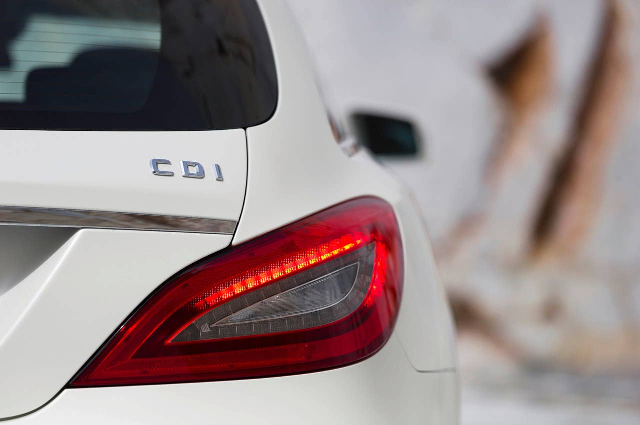 CLS 250 CDI Shooting Brake, Lack: designo magno kaschmierweiss, Innen: Leder Passion Exclusiv Mandelbeige (X 218) 2012