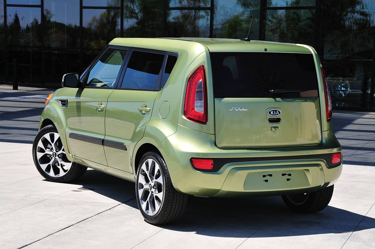 2012 Kia Soul rear 3/4 view