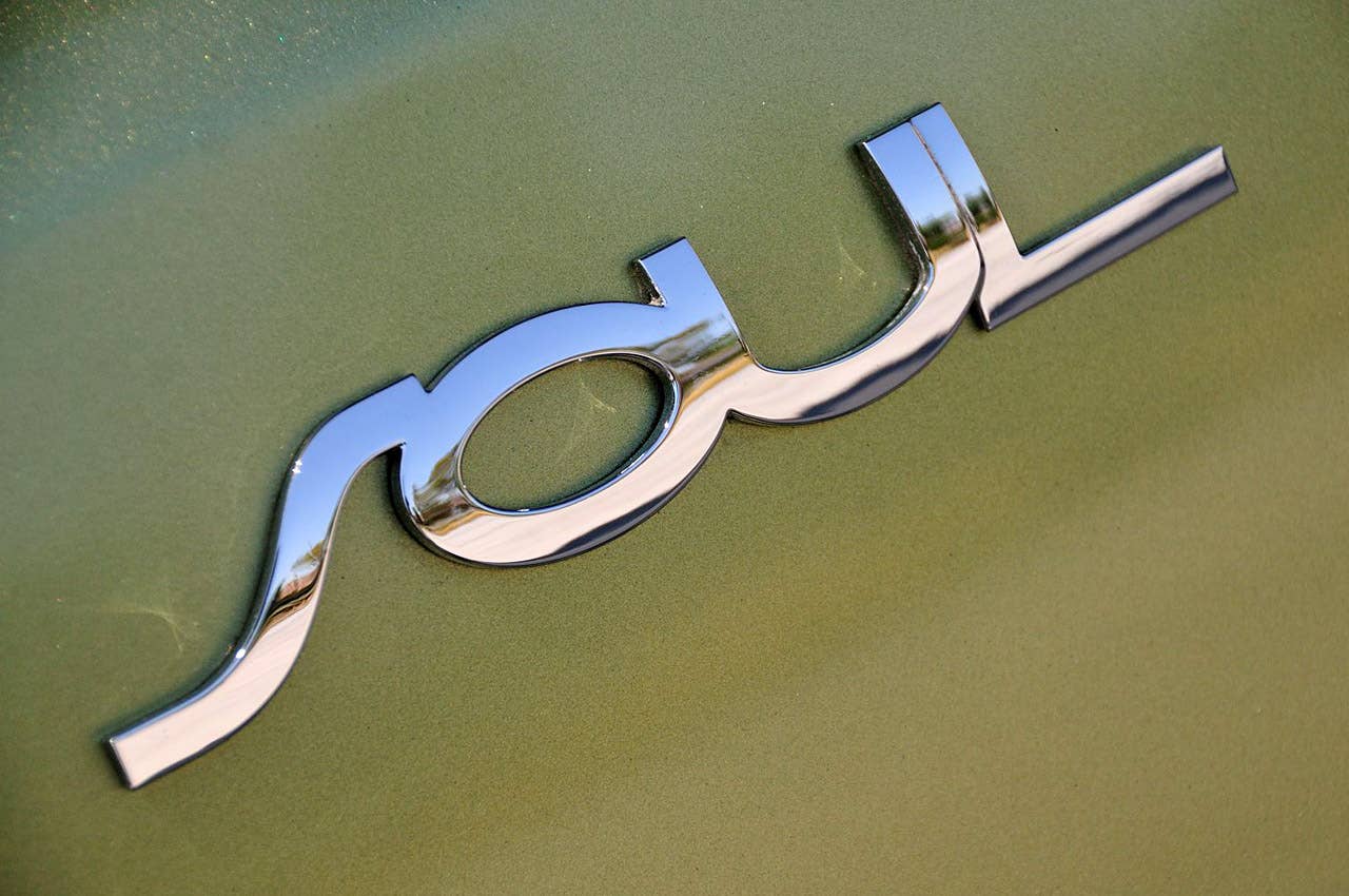 2012 Kia Soul badge