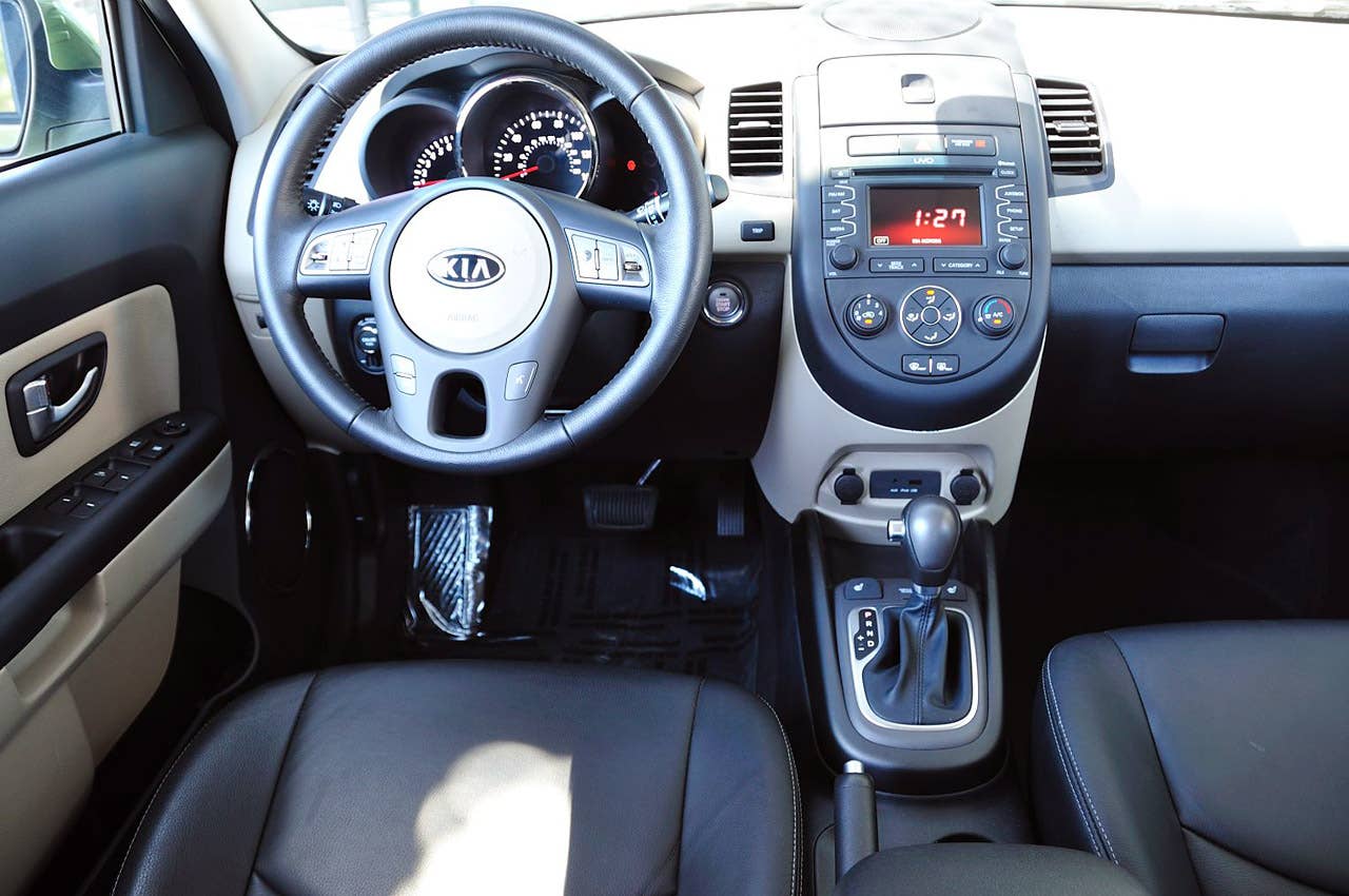 2012 Kia Soul interior