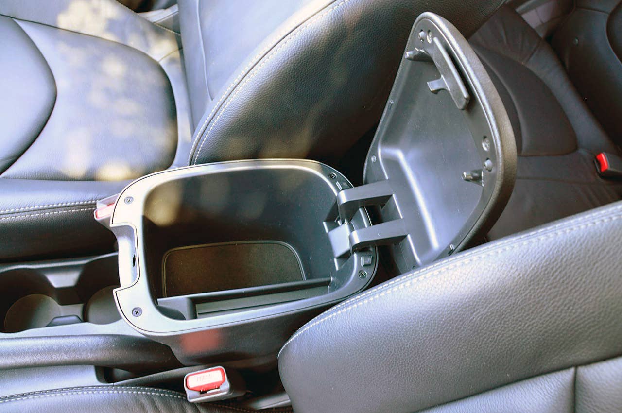 2012 Kia Soul center console storage