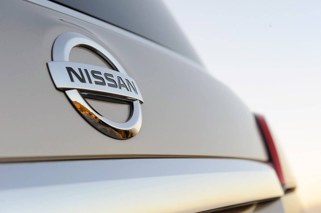 2011 Nissan Quest logo