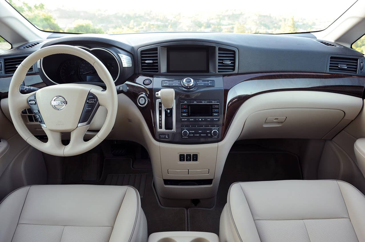 2011 Nissan Quest interior